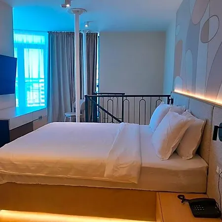 Hotel Zenith