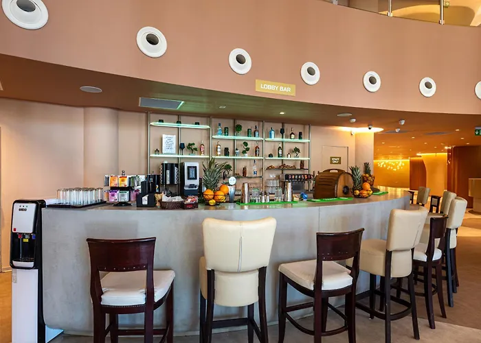 Отель Zenith 4*