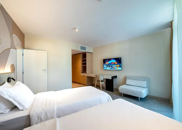 Zenith Солнечный берег